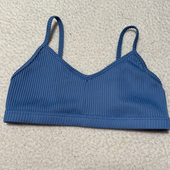 Abercrombie Kids Girls Bikini Top, EUC (Wore Once), Size 9/10 (AK Sizing) - Picture 5 of 6